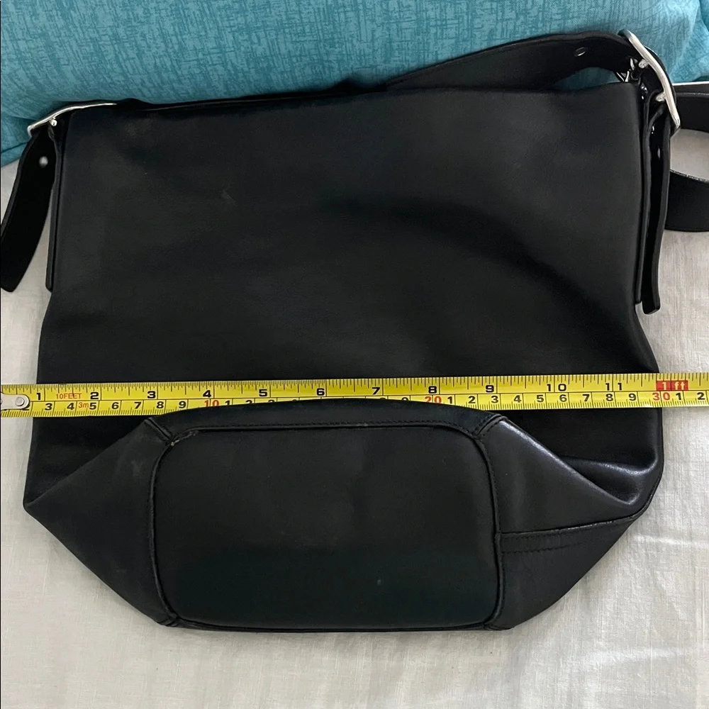 Authentic COACH #9186 Legacy Soho Bucket Bag Black Leather Duffle Shoulder Bag - Picture 5 of 7